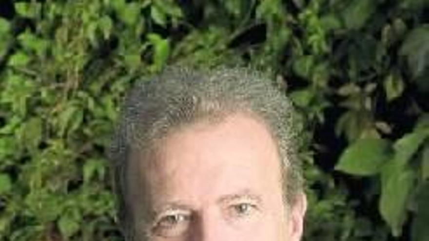 &quot;Medios de comunicación y periodistas están hoy excesivamente atrincherados&quot;