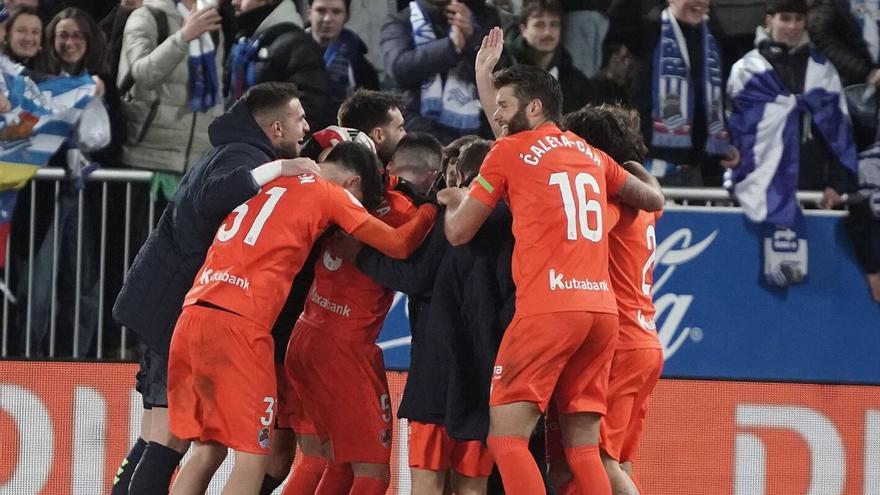 Fotos: Mendizorrotza, un pequeño Anoeta en el Alavés-Real Sociedad