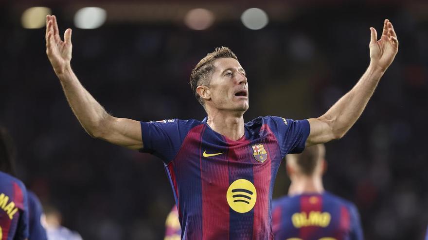 El Barcelona pidió a Lewandowski que dejara de marcar goles