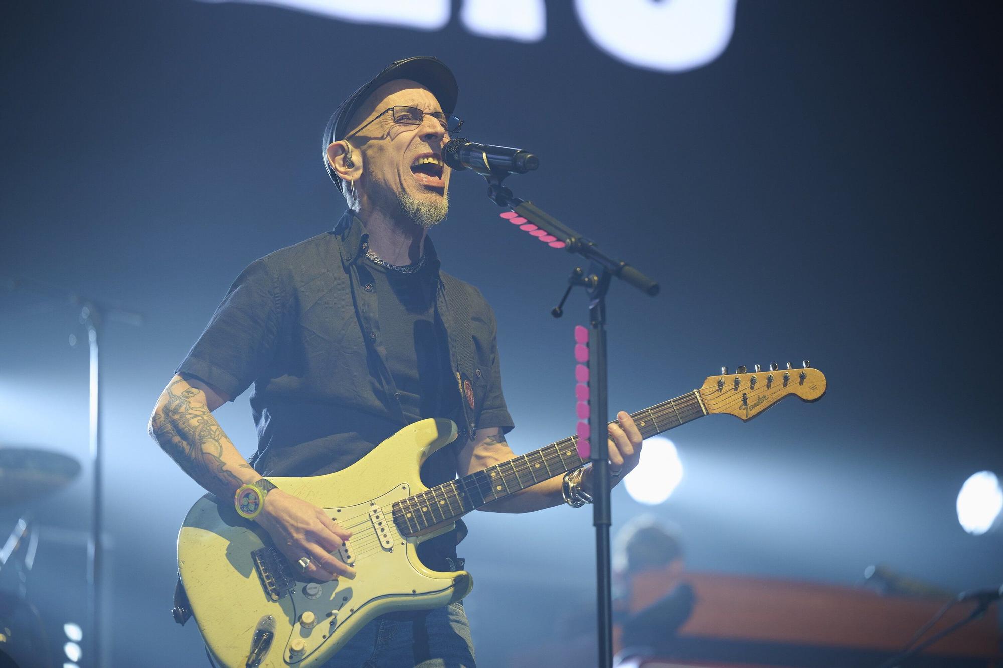 Fotos del concierto de Fito &amp; Fitipaldis en el Navarra Arena