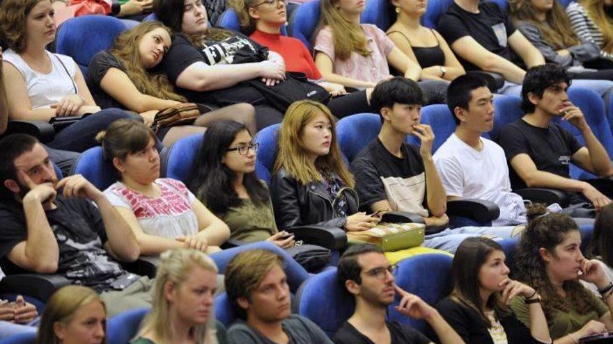 Bruselas propone duplicar los fondos para Erasmus