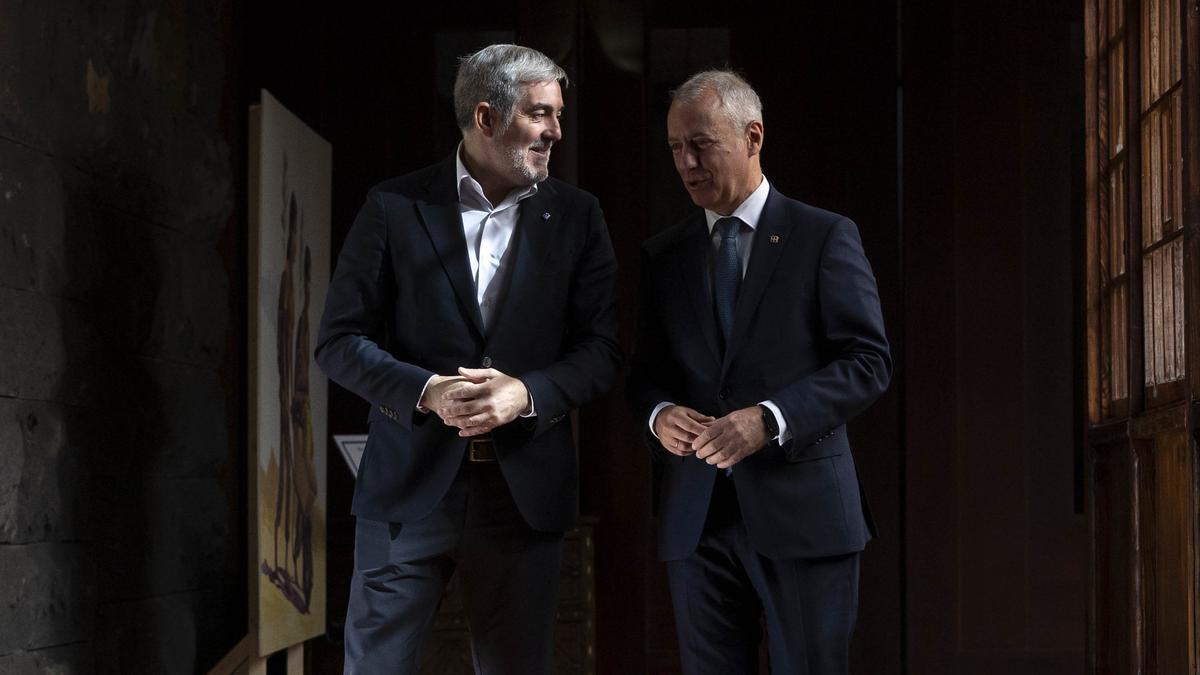 Urkullu, durante su reunión con Clavijo.