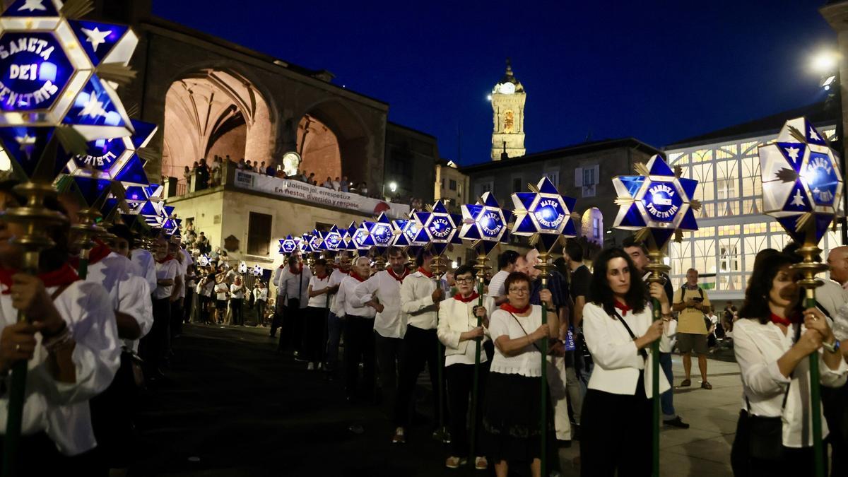 Procesión de Los Faroles en fiestas de La Blanca.