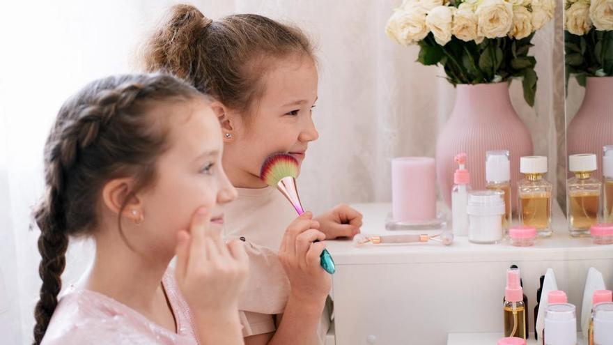 Cosmética en niños: los peligros de imitar rutinas de 'skincare' para adultos