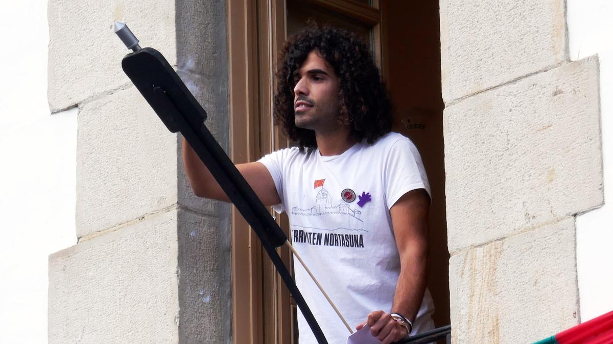 Daniel Ruiz prende la mecha.