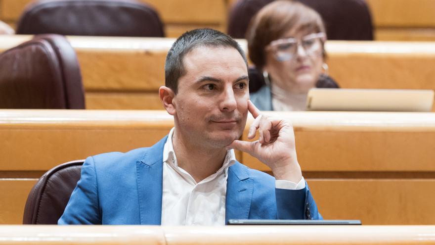 Lobato apoya a Jáuregui y al grupo de militantes críticos que piden un congreso extraordinario del PSOE