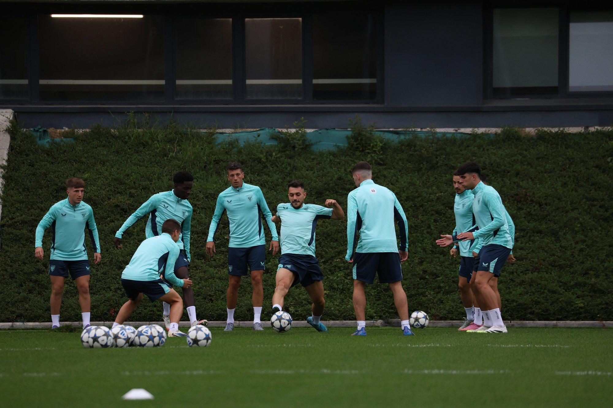 En imágenes: último entrenamiento del Athletic antes del debut en Champions