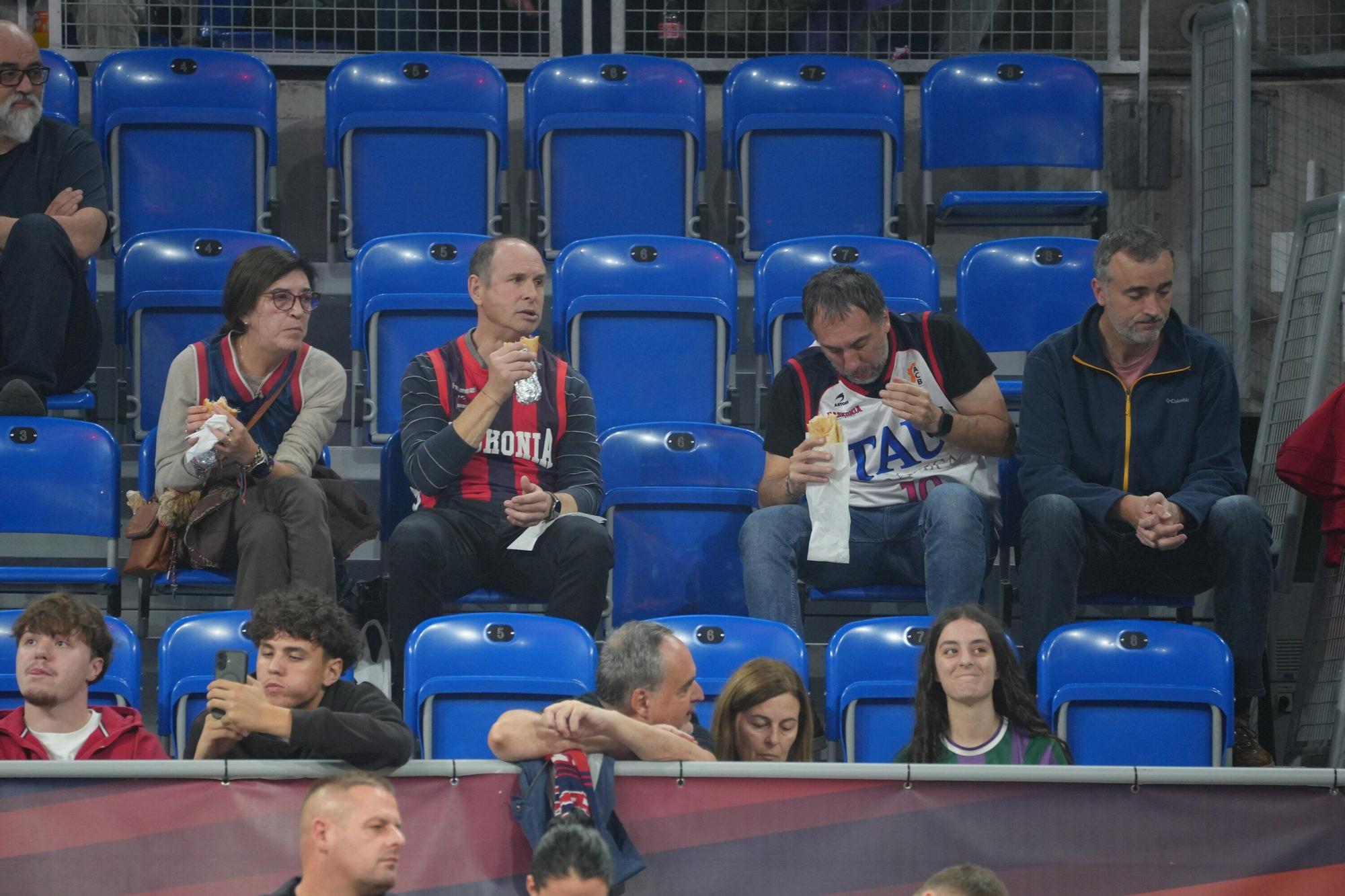 En imágenes: Ambientazo en el Baskonia-Partizan (¡Búscate en las fotos!)