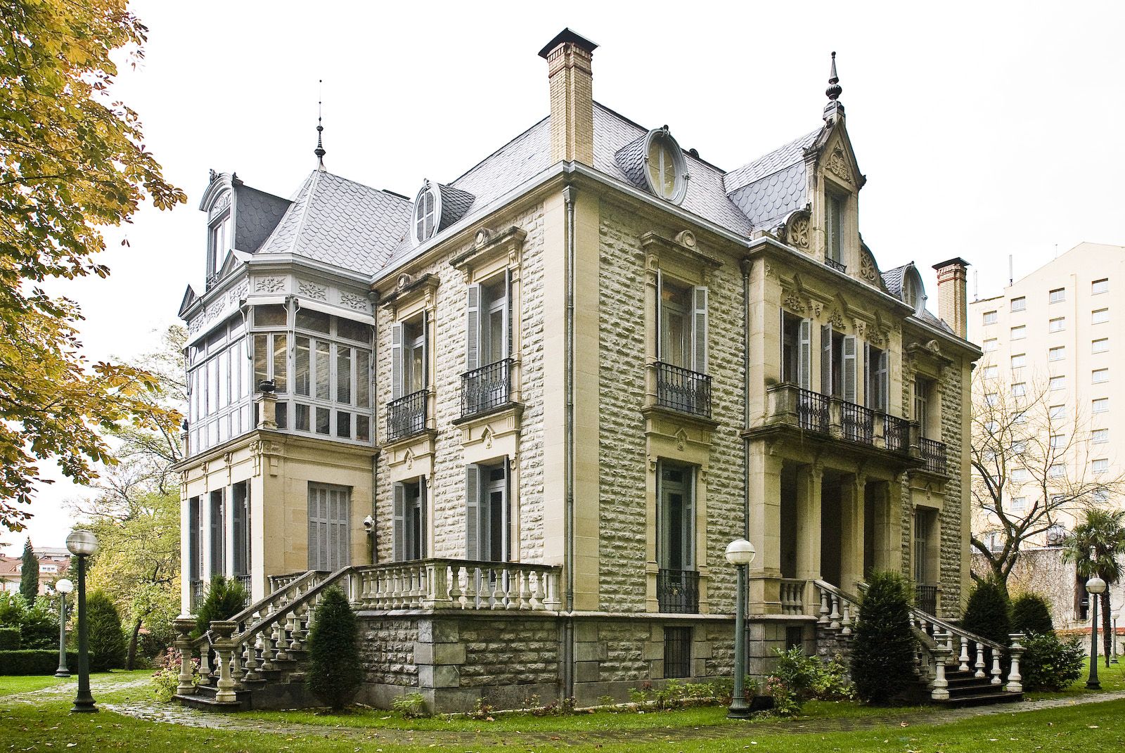 Vista general del Palacio Zulueta en Vitoria