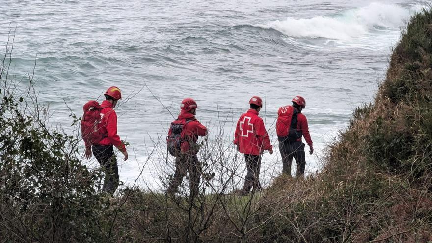 Continúa la búsqueda del exalcalde de Ispaster desparecido cuando cogía lapas