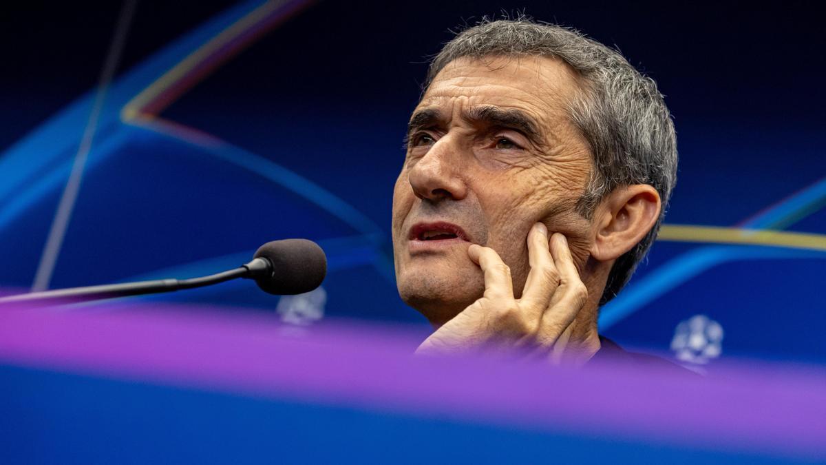 Ernesto Valverde, en la sala de prensa del Fortuna Arena de Praga.