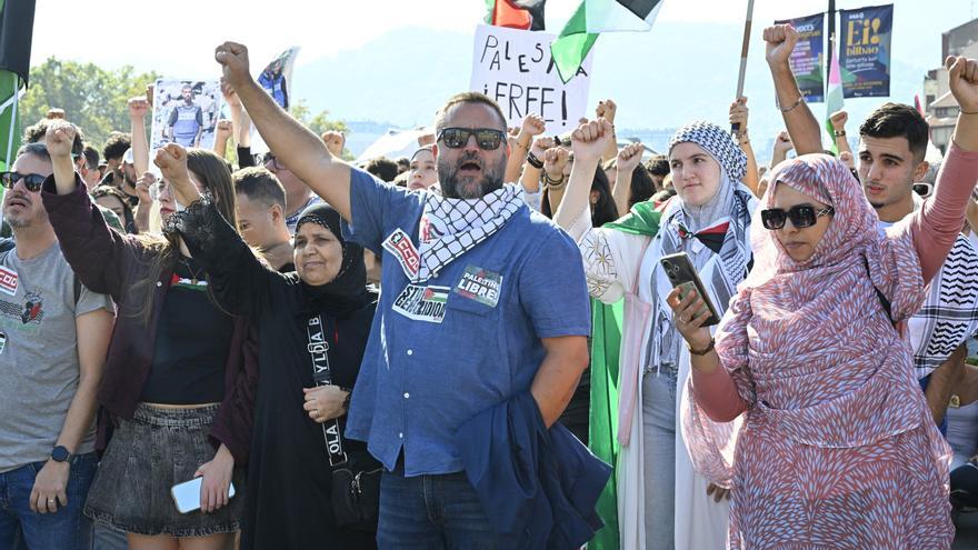 Miles de personas se manifiestan en Bilbao en apoyo al pueblo palestino