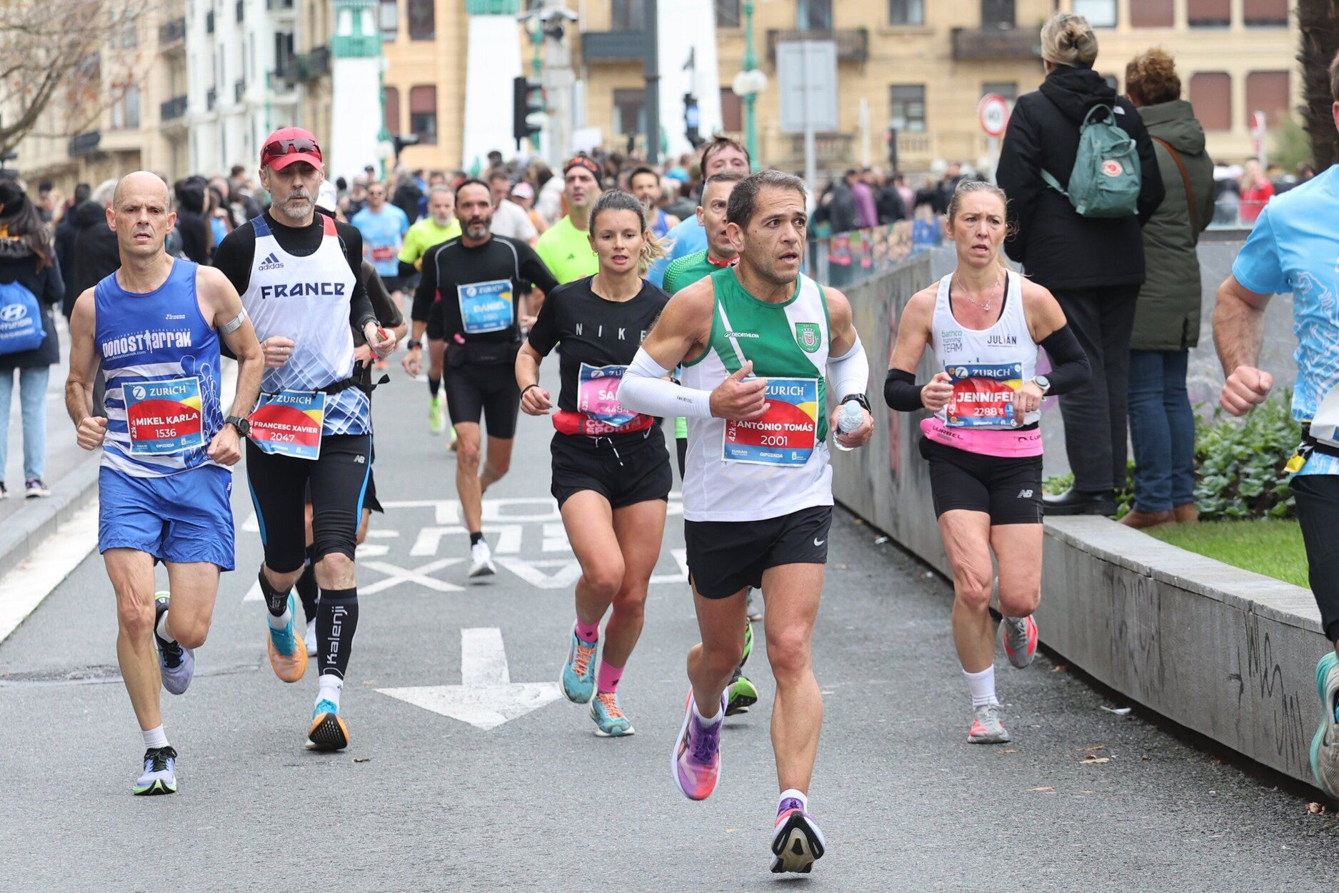 La 46 edición de la Maratón de San Sebastián, en imágenes