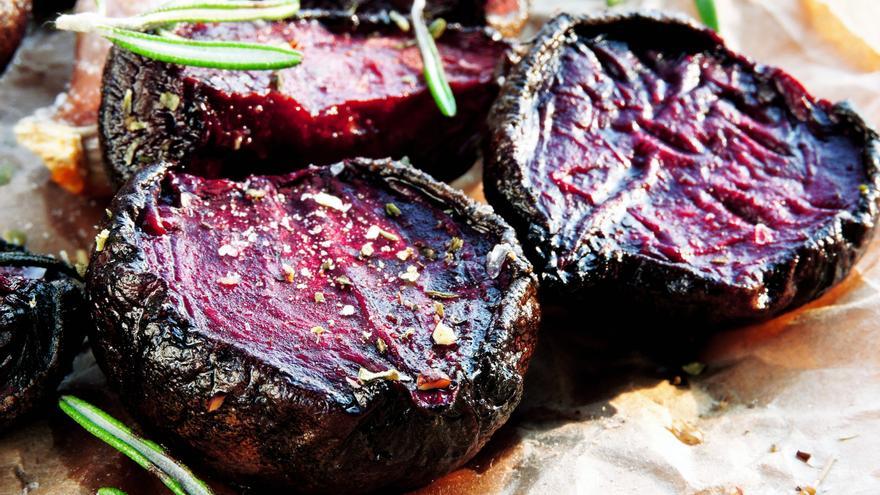 Menú fin de semana: remolacha asada, kokotxas de merluza y pestiños