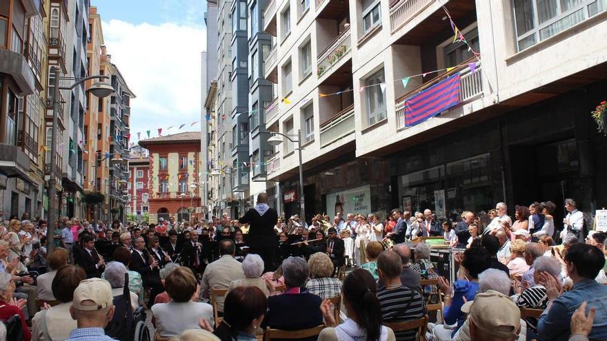 Las bandas de música de Eibar y Elgoibar se reencuentran este fin de semana con su público