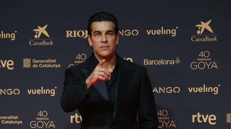El inesperado 'cambio de look' de Mario Casas para su nuevo proyecto junto a su hermano Óscar