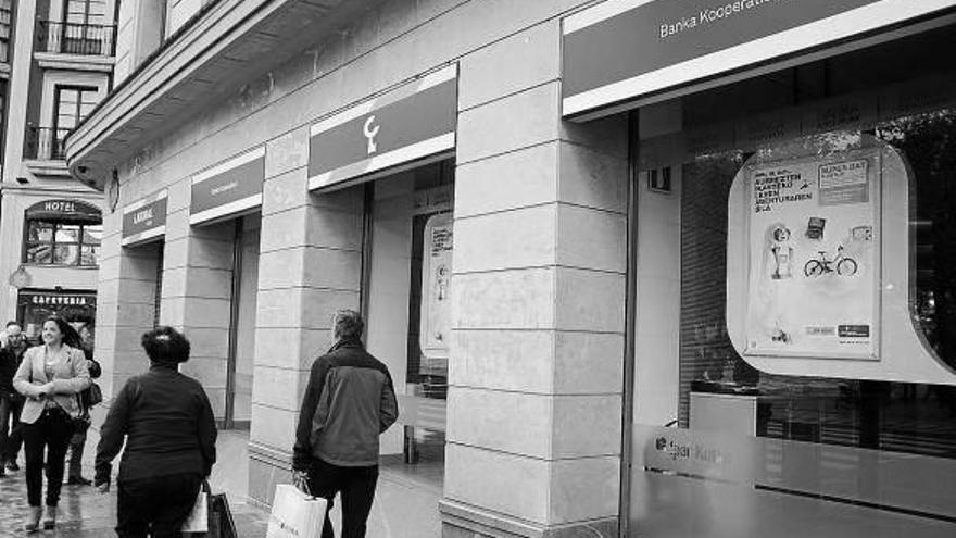 Laboral Kutxa logra su mayor beneficio por la recuperación