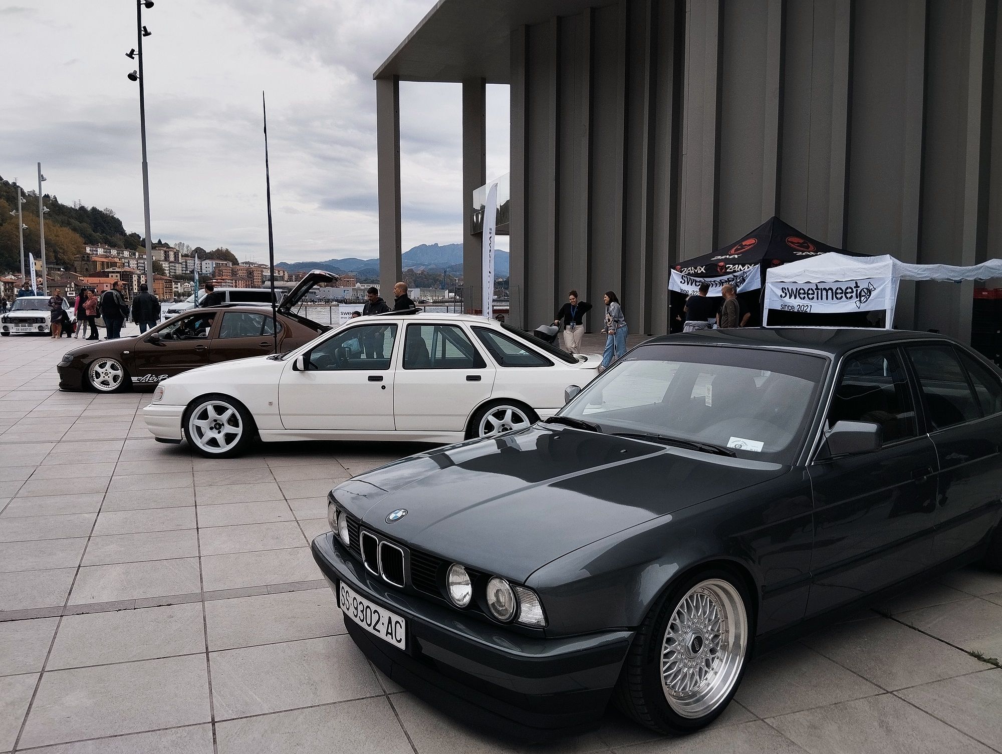Exhibición de coches tuneados en San Pedro