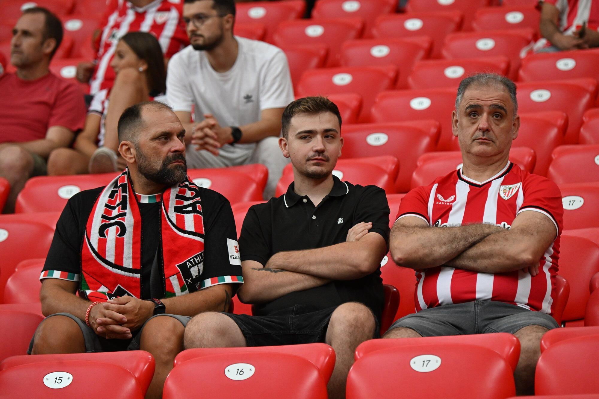 En imágenes: ¿Has estado en San Mamés viendo el Athletic-Sevilla? Búscate en nuestra galería