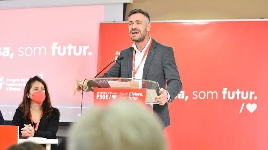 El portavoz de la Comisión Ejecutiva Federal del PSOE, Felipe Sicilia.
