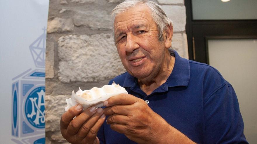Fallece el repostero Luis López de Sosoaga, creador de goxua, el postre alavés más famoso