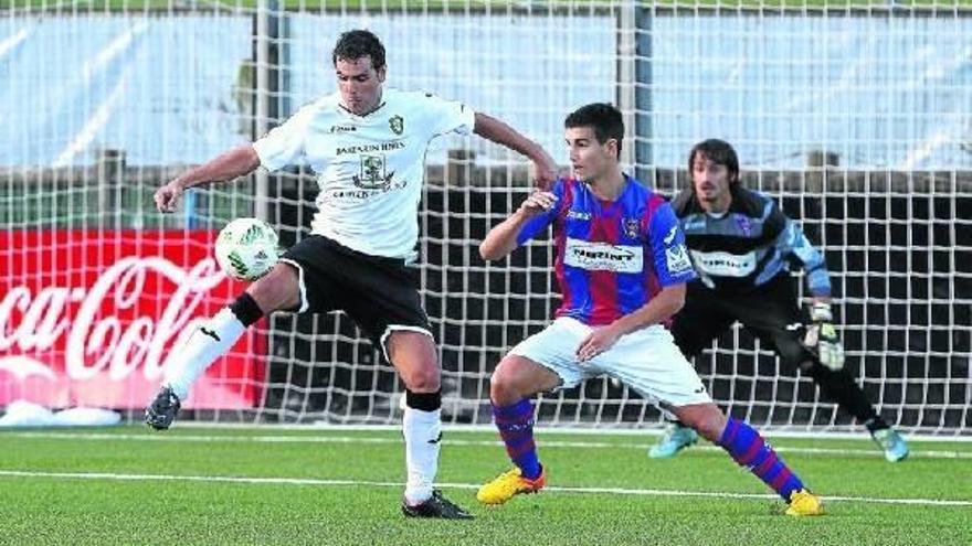 El Leioa hizo bueno el tanto de Óscar y consiguió mantener a cero la meta defendida por Iturrioz.