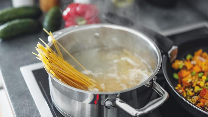 El mayor error que cometemos en la cocina según los expertos