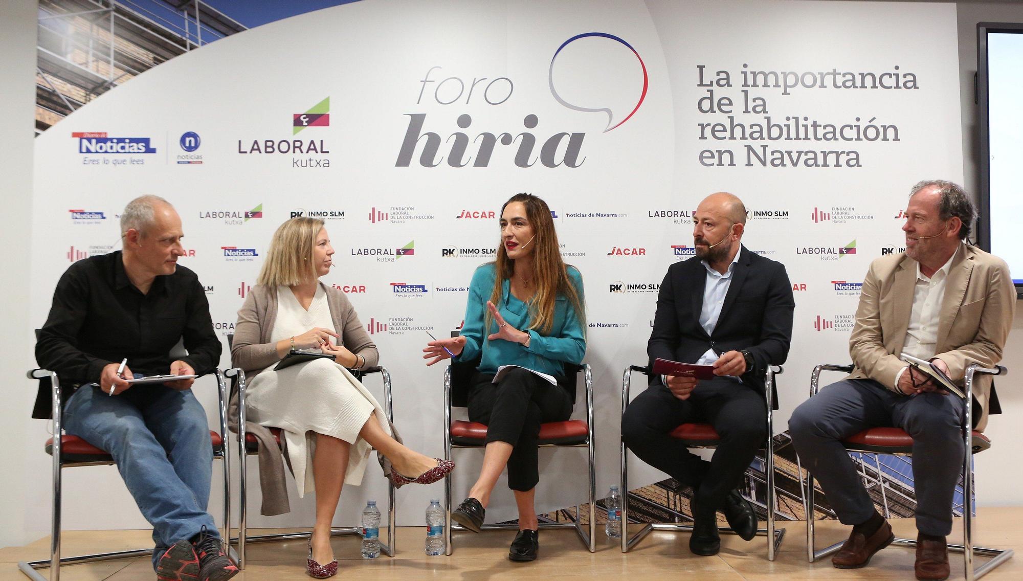 Fotos del Foro Hiria de la rehabilitación en Navarra