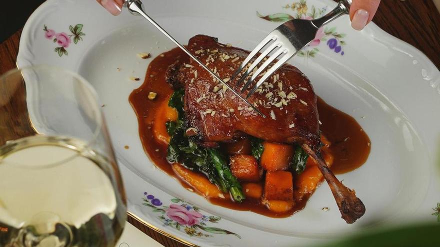 Demuestra tu arte culinario con esta receta de confit de pato