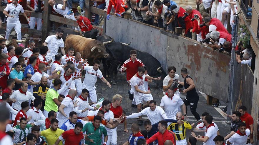 Permanece ingresado un herido en los encierros de San Fermín
