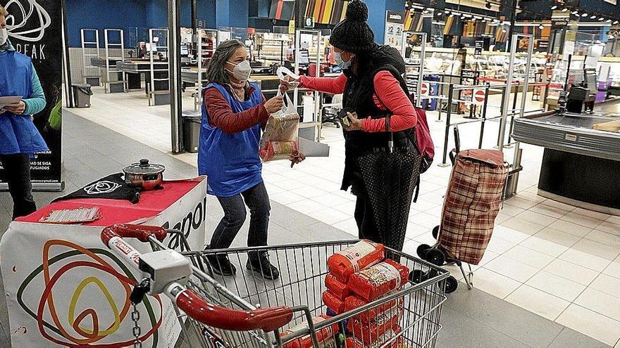 Recogida de alimentos  para Grecia