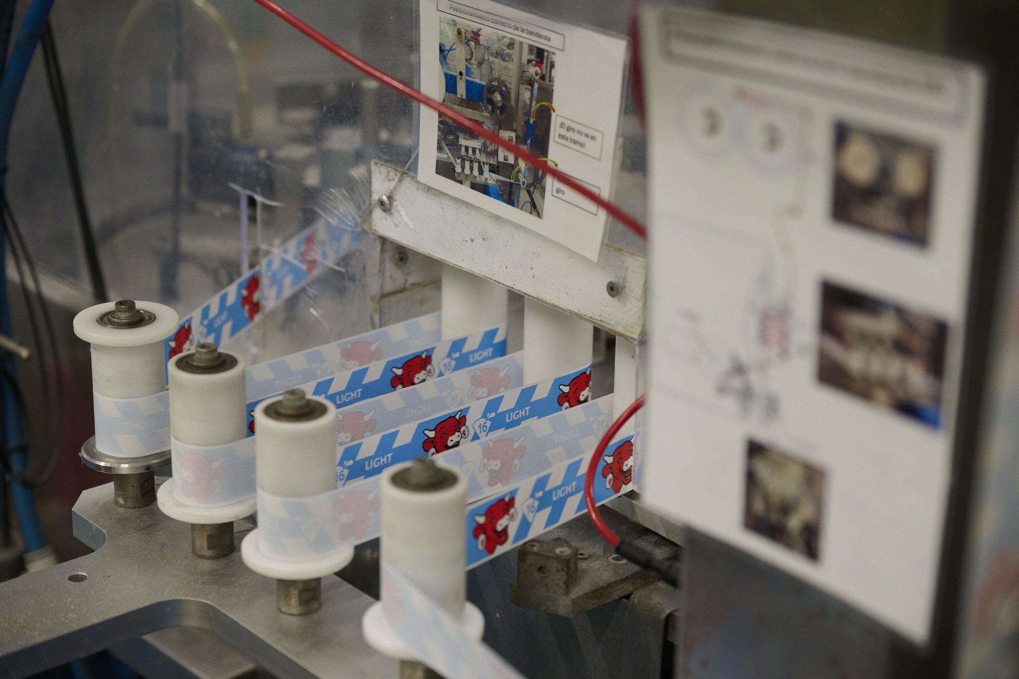 Fotos de la visita a la fábrica en Iraizotz de Grupo Bel