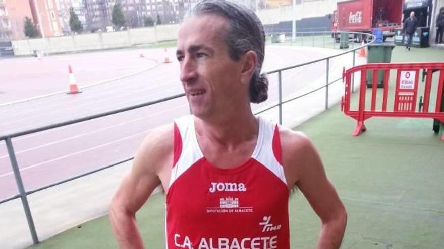 Josu Amutio vuelve a ganar la carrera Bilbao-Bilbao