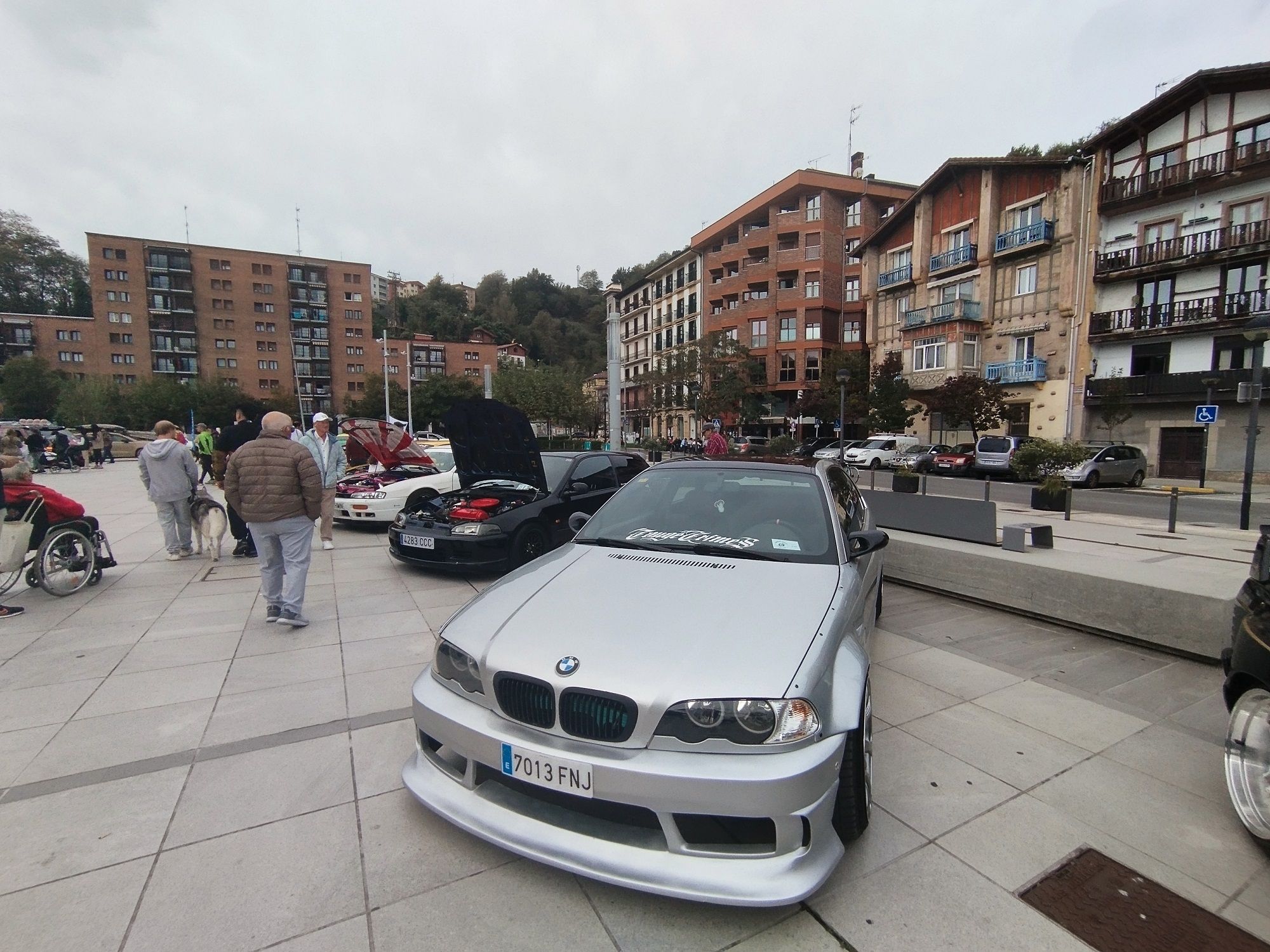 Exhibición de coches tuneados en San Pedro