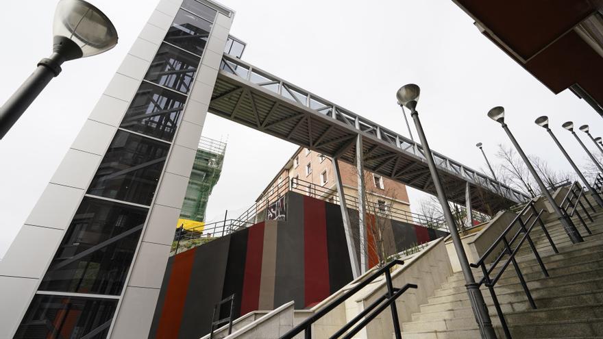 Boluetak igogailu publiko berri bat estreinatu du