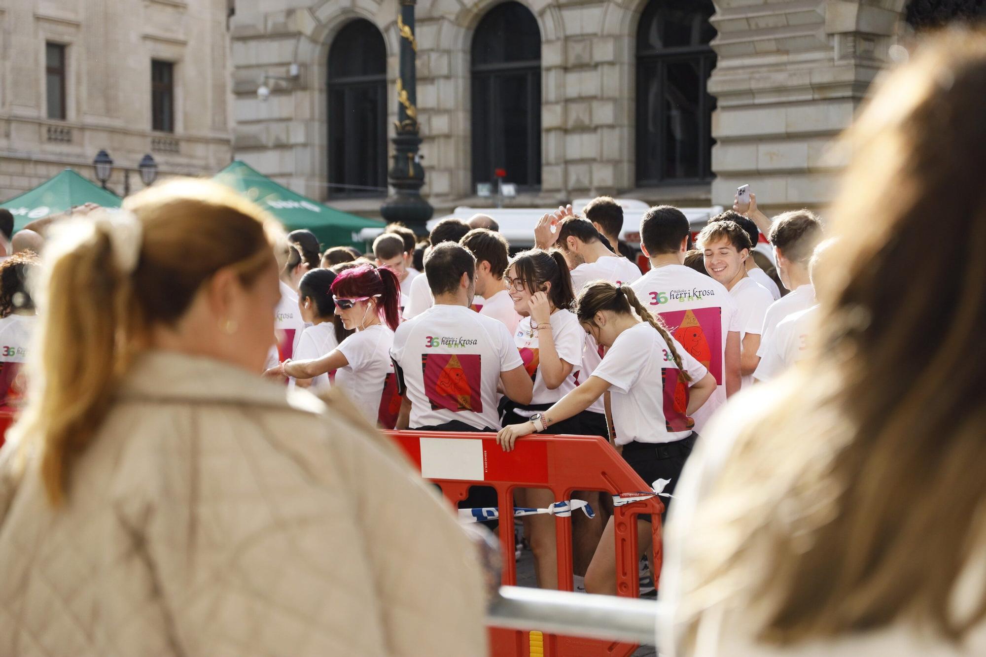 En imágenes: la Herri Krosa calienta motores en Bilbao