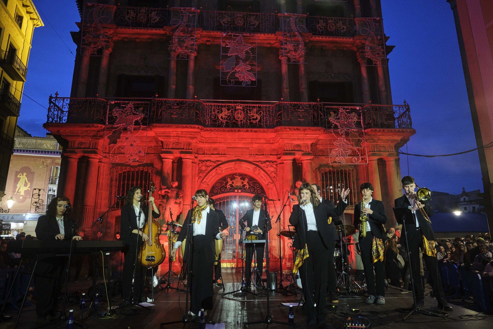 Imagenes del encendido de luces de navidad en Pamplona