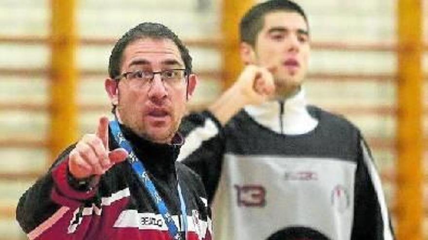 “Vamos a sufrir todo el año, somos una trainera y el siguiente equipo de la LEB  es una txalupa grande”