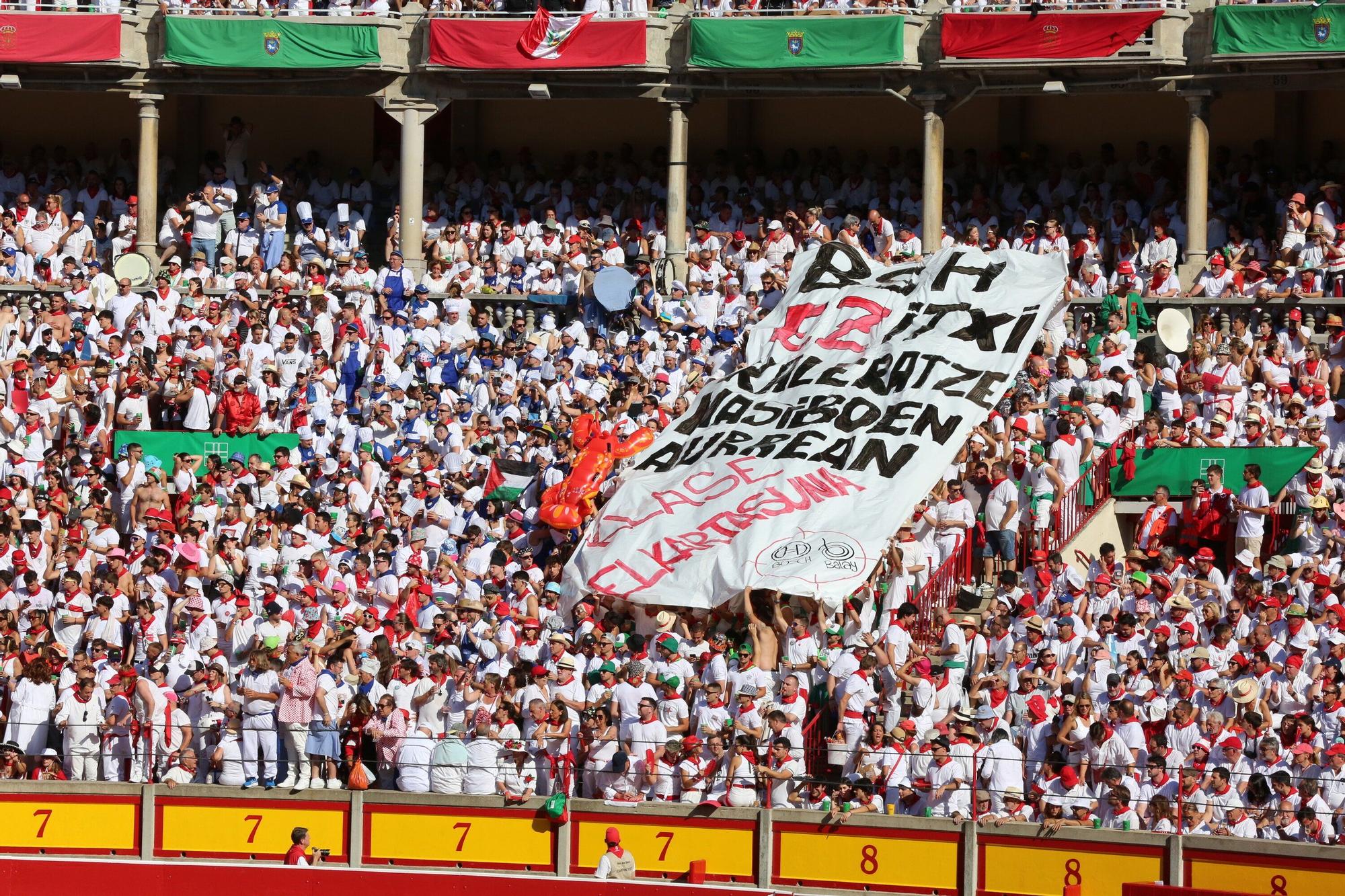 Fotos de la corrida de toros del día 9.