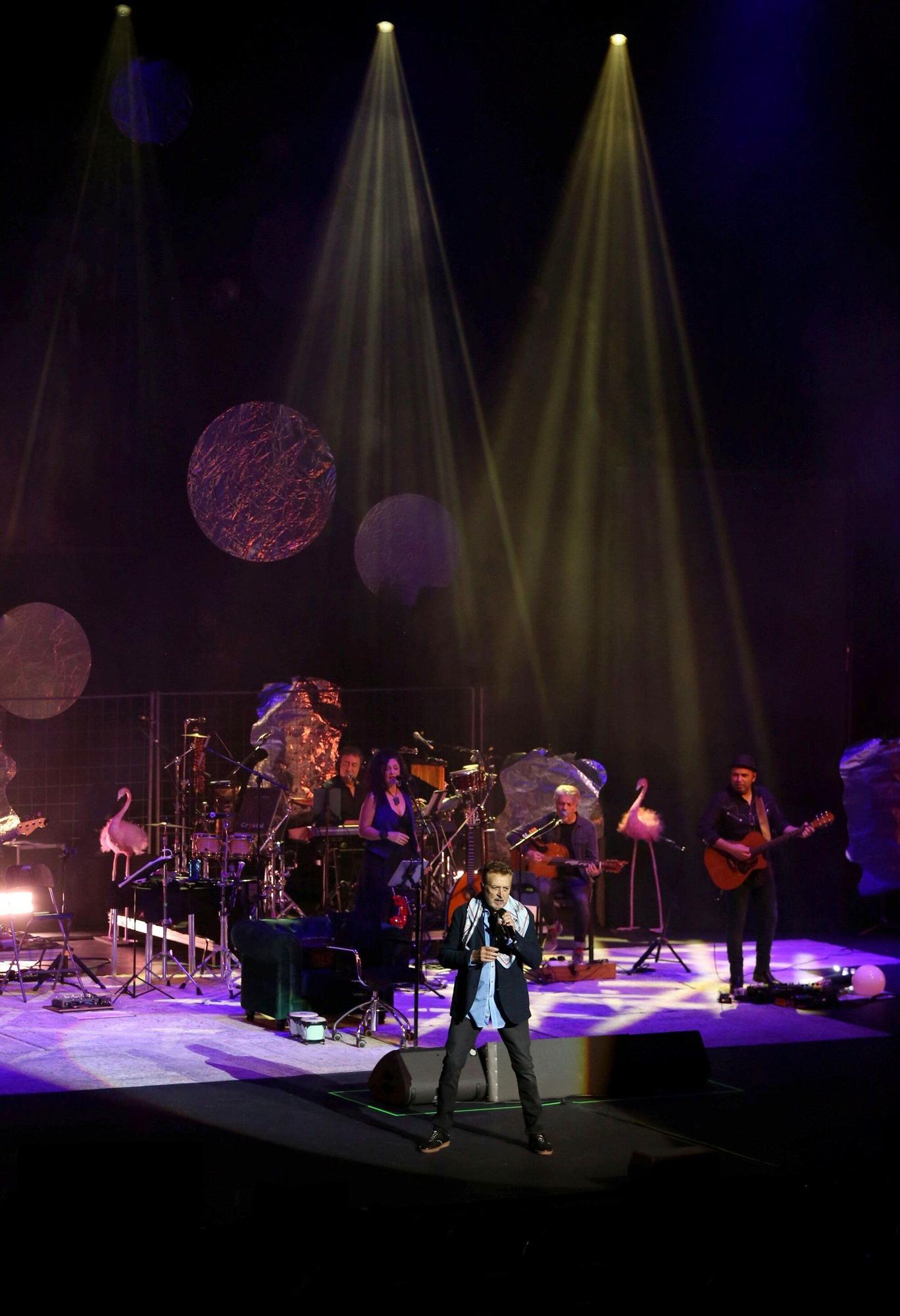 Fotos del concierto de Manolo García en Baluarte