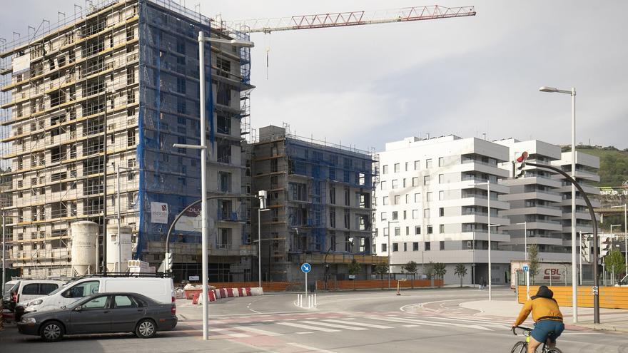 El nuevo Zorrotzaurre recibe a sus primeros vecinos