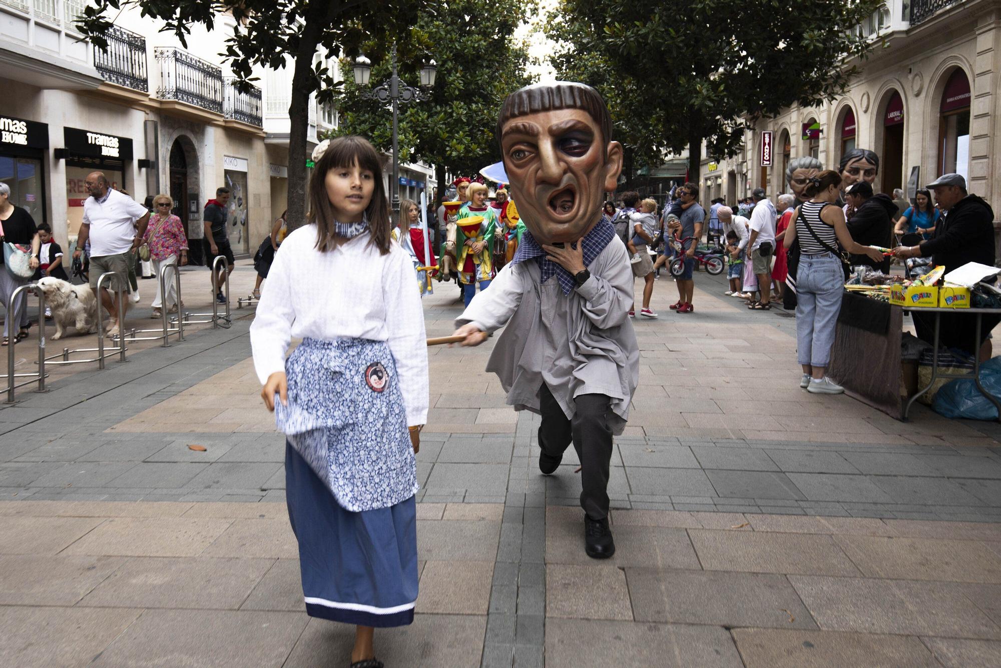 Comparsa de Cabezudos