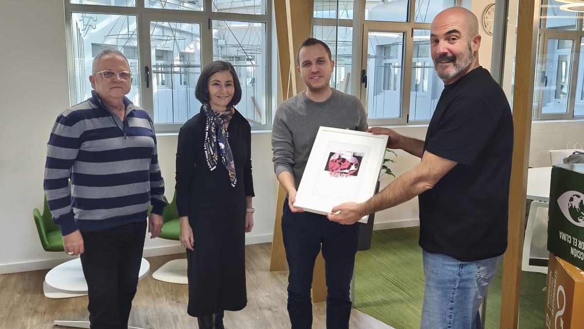 Bilboko Udalak bat egin du HIESaren Munduko Egunarekin.