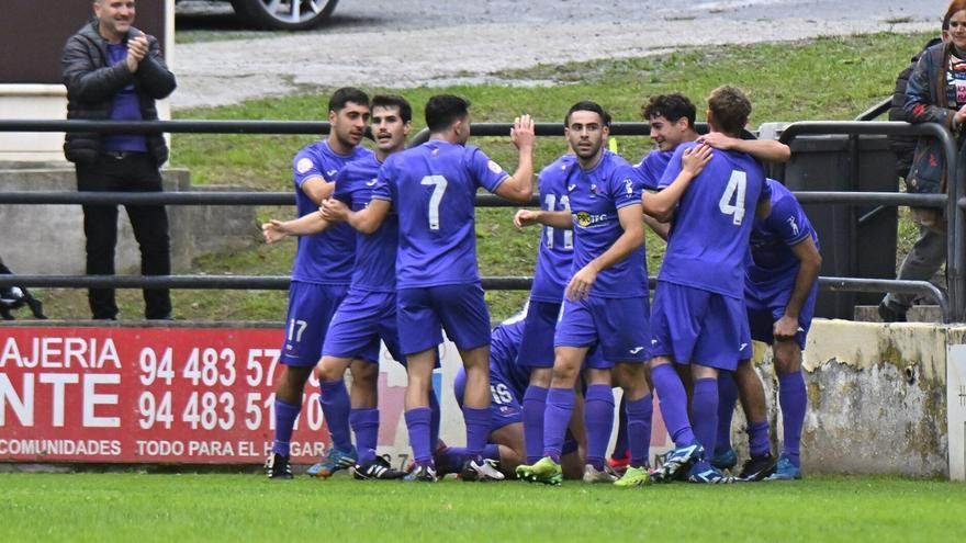 El Santurtzi certifica su permanencia en Tercera RFEF