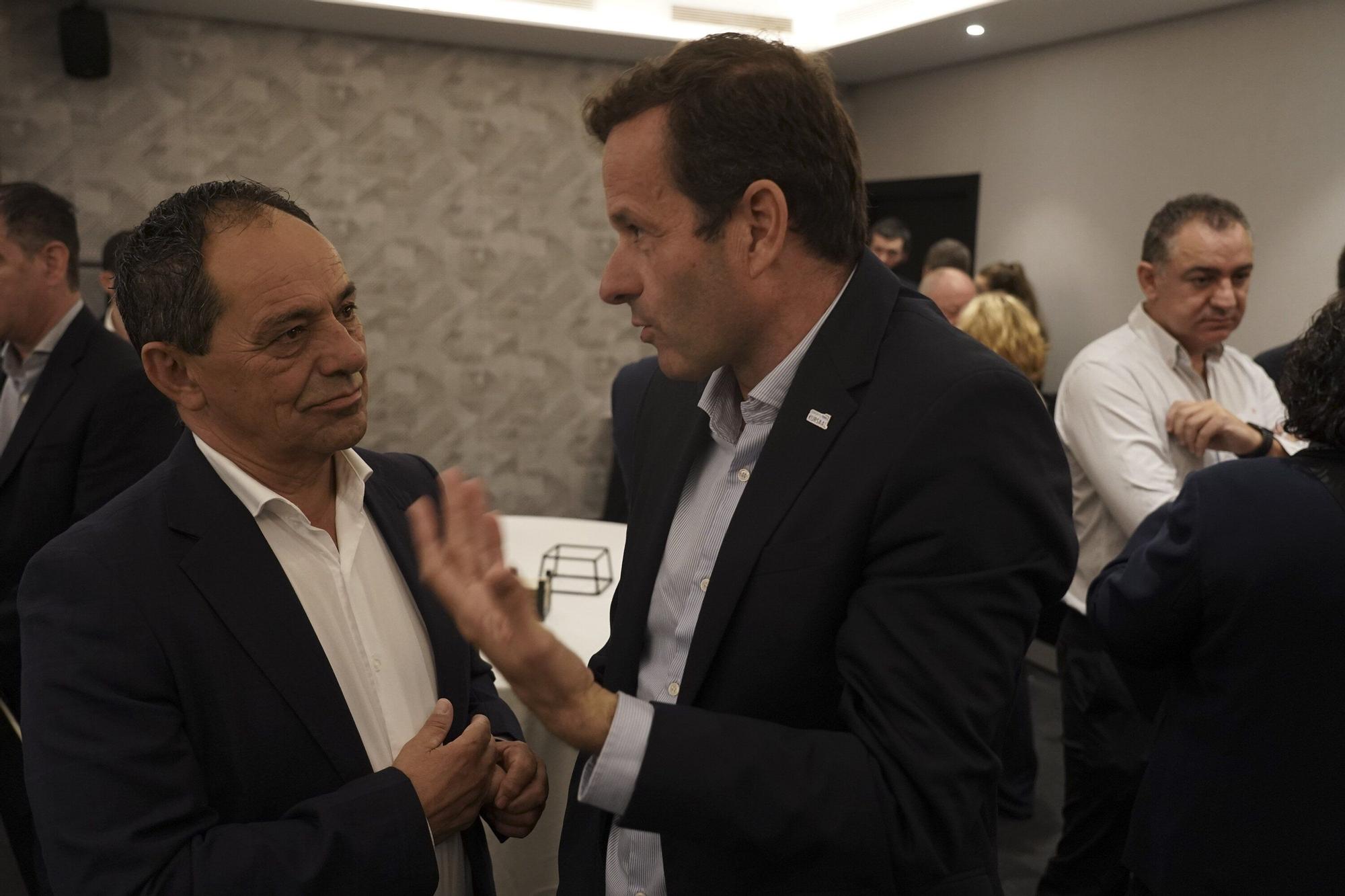 Todas las imágenes del "Encuentro Deia: Rehabilitación y vivienda"