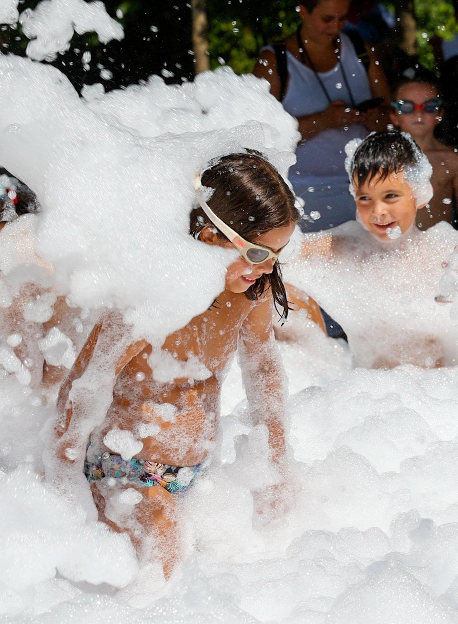 Fotos del Día de la Infancia en las fiestas de Aoiz
