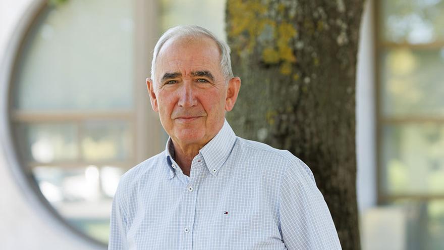 Pedro Charro Ayestarán, ganador del XX Premio Internacional de Crítica Literaria Amado Alonso.