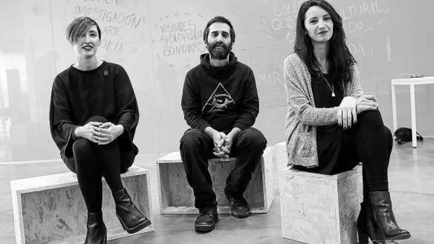 Mireya Martín Larumbe, Txo!? y Sofía Alberto Verdú, en el Centro Huarte.