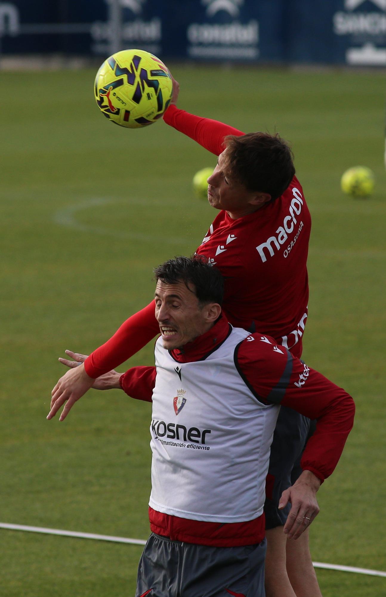 Fotos del entrenamiento en Tajonar en la víspera del Osasuna - Levante
