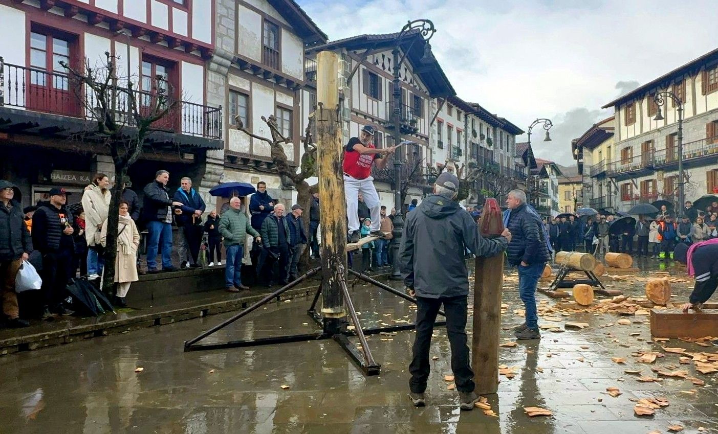 Lesaka celebra una feria extraña
